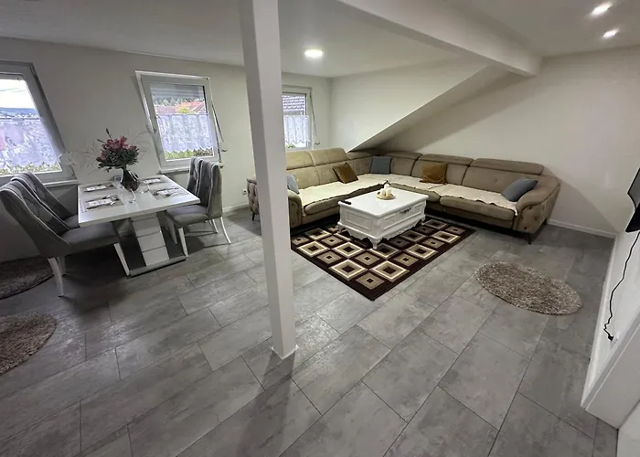 Neue Stilvolle Wohnung In Tuttlingen