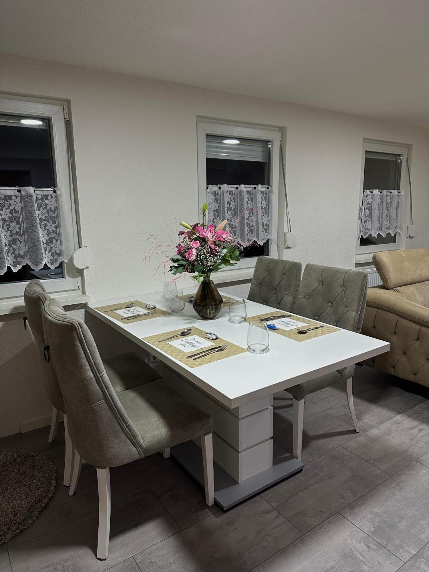 Neue Stilvolle In Appartement *